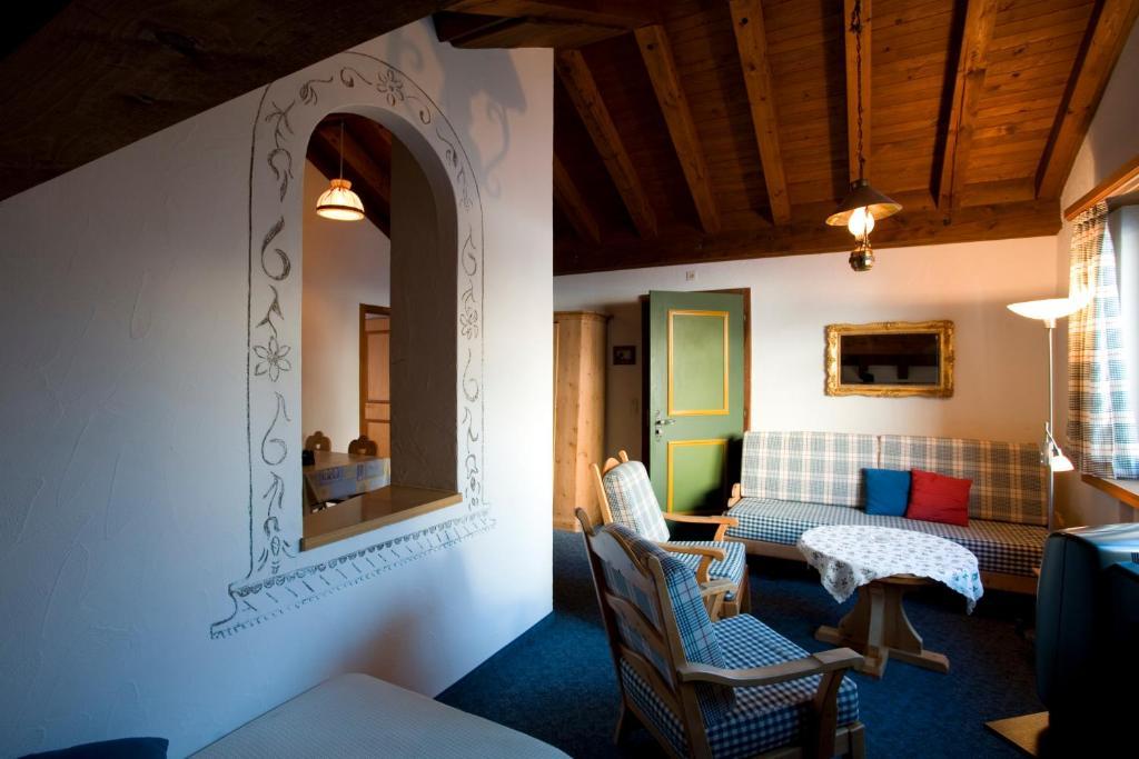 Ferienwohnungen Seraina Sils-Maria Chambre photo
